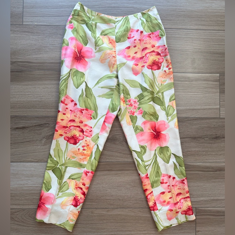 Vintage Silk Dana Buchman Pink Green Floral Capri Pants